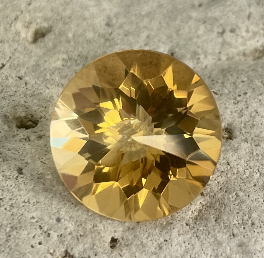 Citrin 20mm Fancy Cut